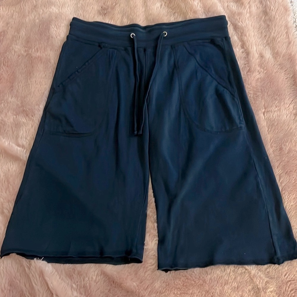 Hard Tail Forever Capris!